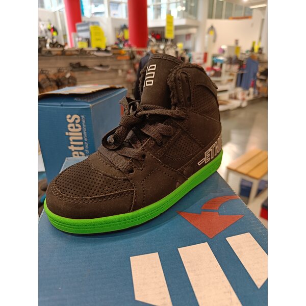 Etnies Kids Ollie King téli lábbelik (32.5 ja 35 méret)